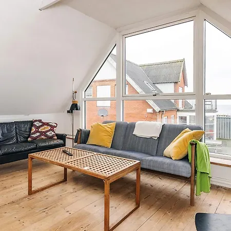 Three-bedroom In 14