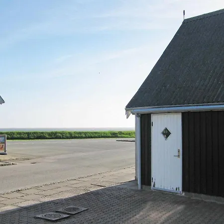 Three-bedroom In 14 Vestervig